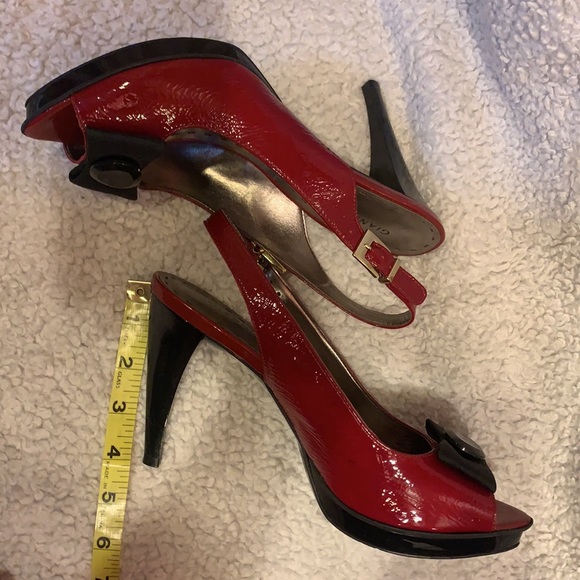 ⚜️🎉💫HP💫🎉GIANNI BINI red patent leather heels - Picture 2 of 4